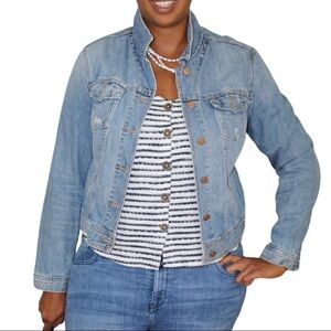 GAP Lily Flap Pocket Light Blue Denim Jacket Size Large